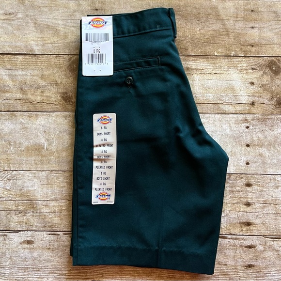 Dickies Size 8R Green Boys Plated Shorts - Picture 4 of 7